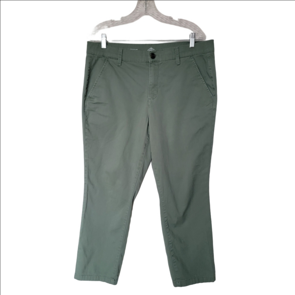 St. John's Bay Women's Green Straight Leg Pants